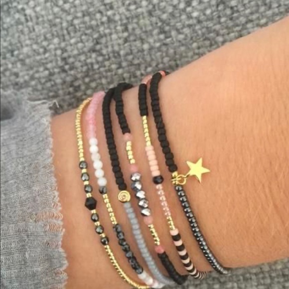 CUTE SIMPLE BRACELET - Picture 2 of 2
